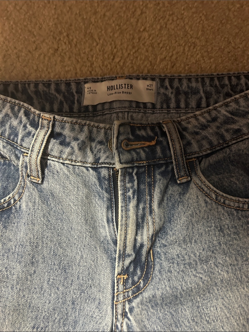 🧸Hollister Light Blue Low-Rise Baggy Jeans - Picture 2 of 3